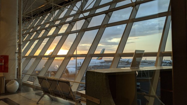 Parking dla pasażerów na lotnisku