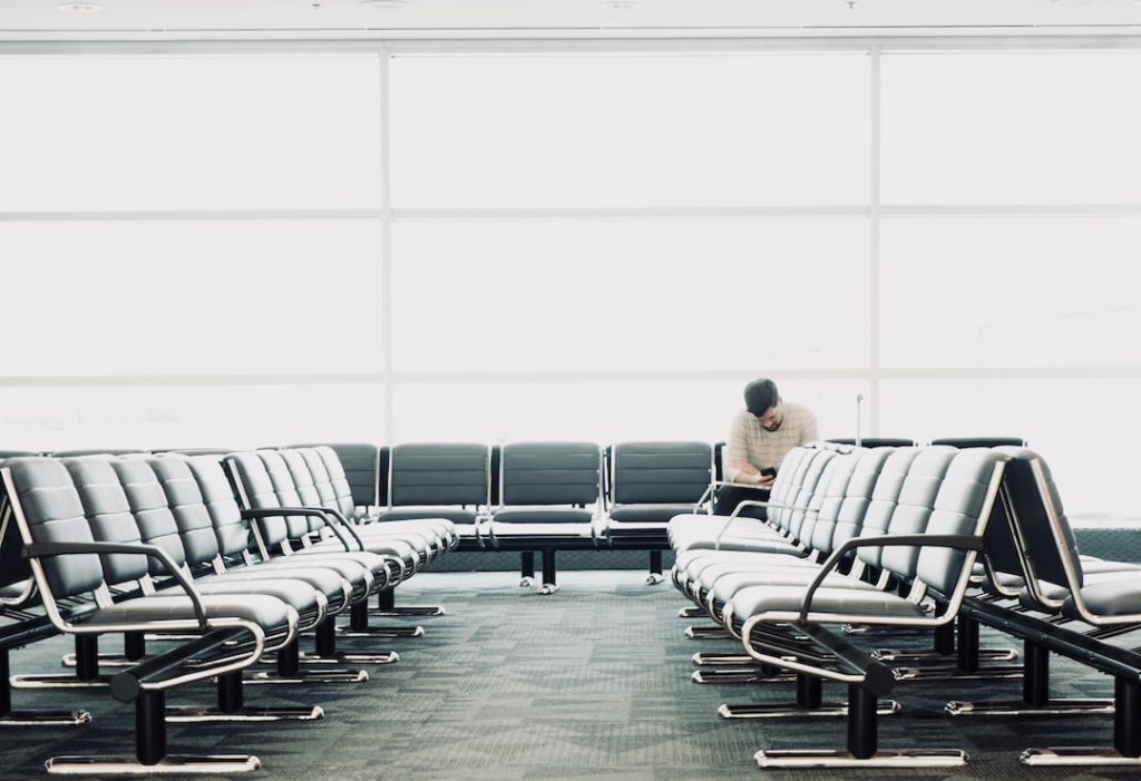 Parking przy Lotnisku Poznań-Ławica