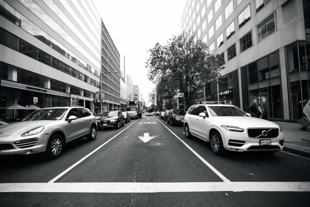 Zdjęcie bezpiecznego parkingu przy autostradzie A6