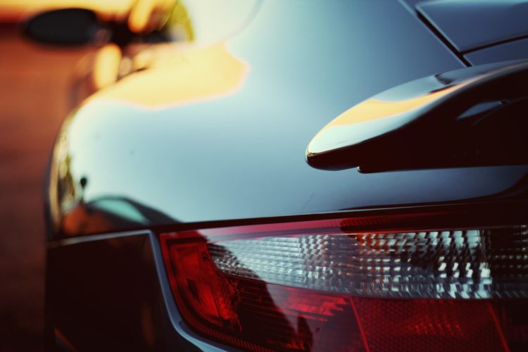 Bezpieczny parking dla samochodów w Trzciance