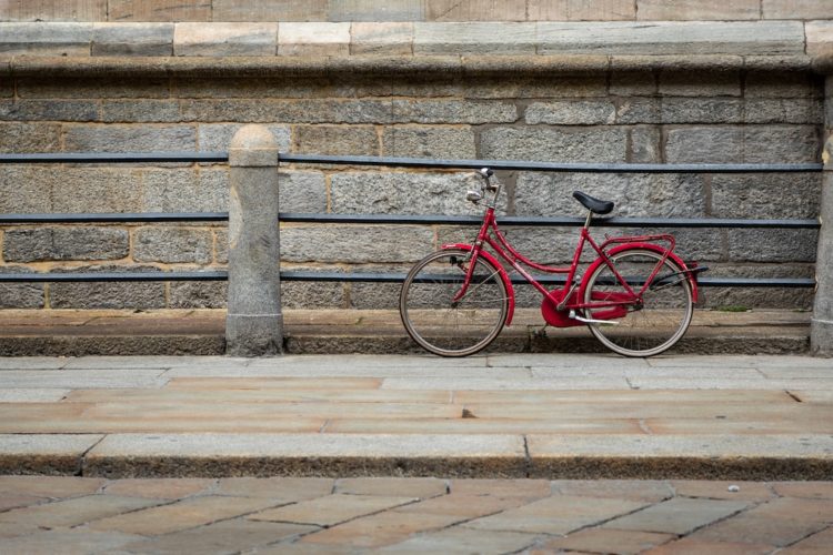 Bezpieczne parkingi dla rowerów w Nowym Targu