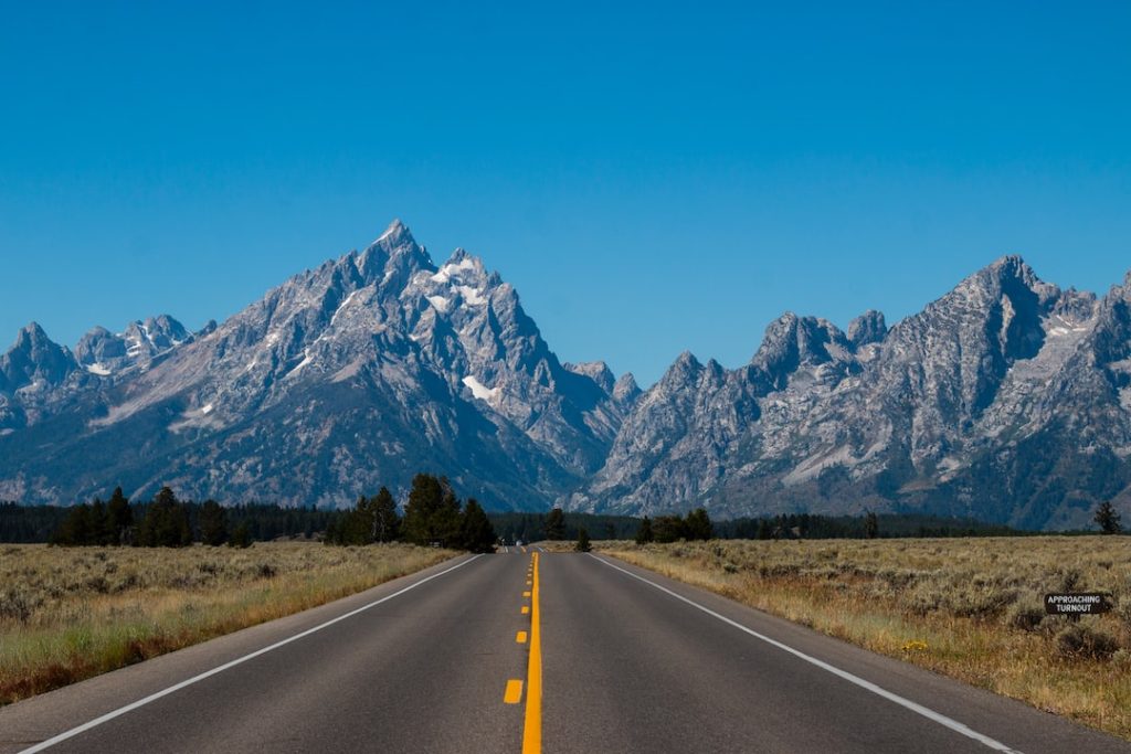 Parkingi przy autostradzie Wrocław-Białystok