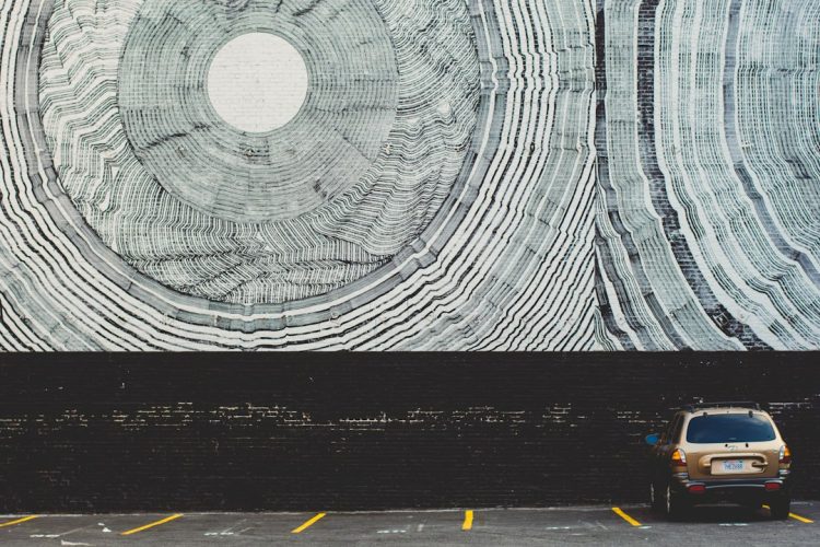 Zdjęcie przedstawiające strefę płatnego parkowania w Galway