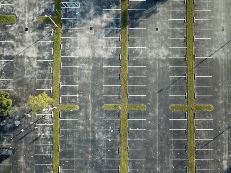 unikanie mandatu za nieprawidłowe parkowanie w Zrenjanin