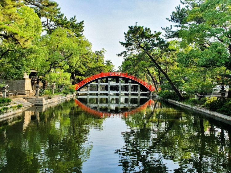 Znajdowanie parkingu w Osace dla turystów