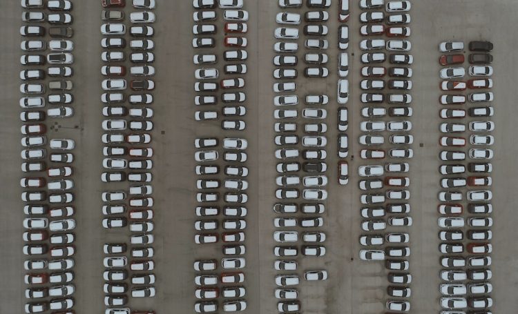 Parking prywatny w Surat