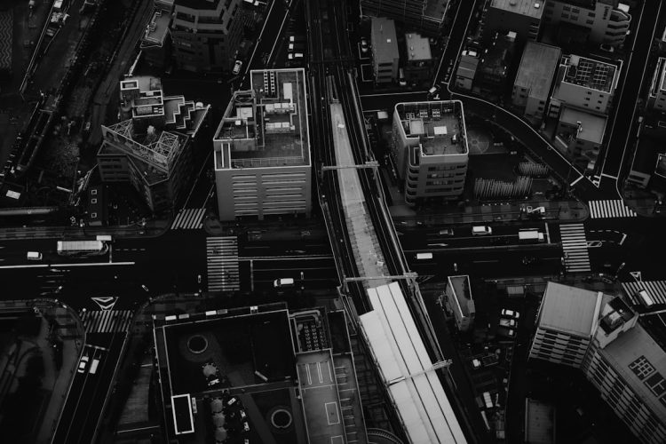 Parkowanie w Tokio: opłaty i porady