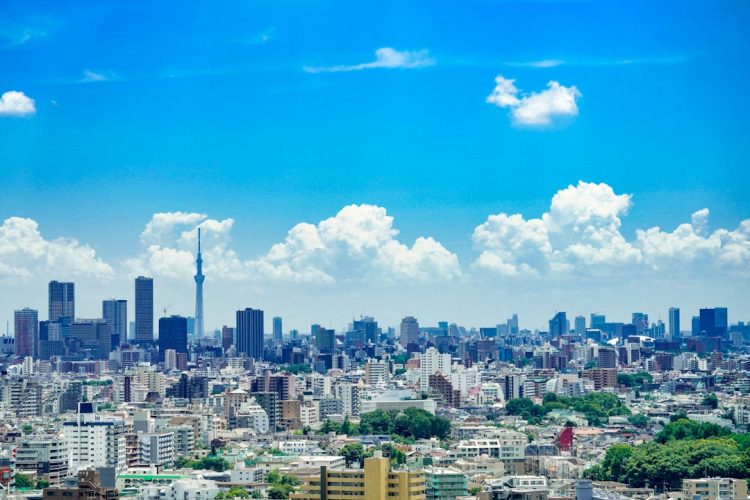 Parkowanie samochodu w centrum Tokio