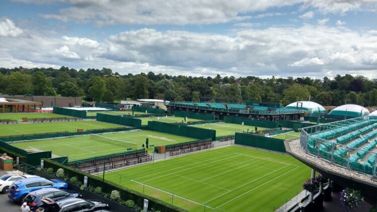 Parking w Southfields podczas turnieju Wimbledon