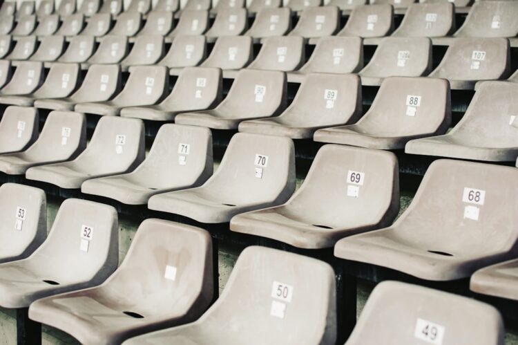 Parking przy stadionie narodowym podczas wydarzenia