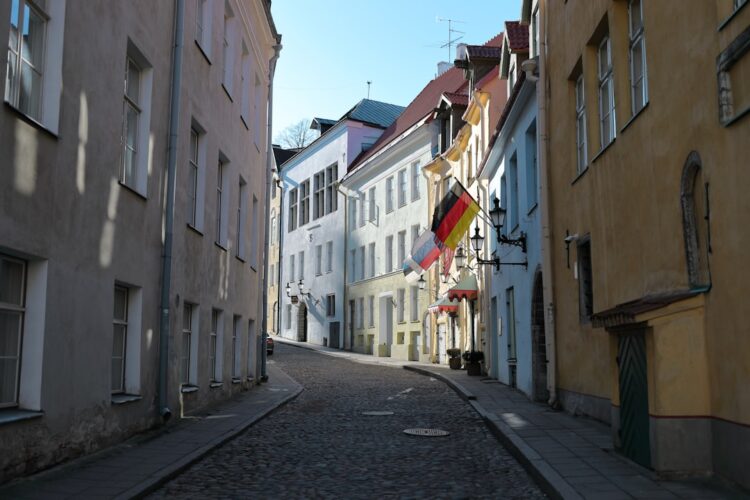 Zdjęcie przedstawiające parkowanie w Tallinnie dla turystów