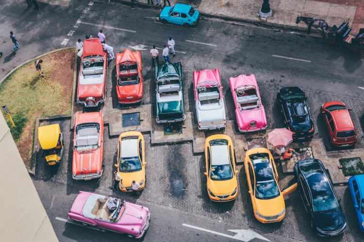 Znajdowanie miejsc parkingowych w Kownie