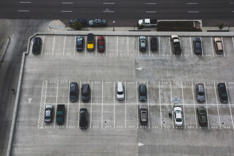 Parking w Ustroniu Morskim dla turystów