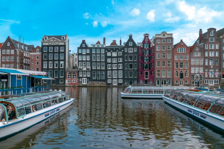 Parkowanie w Amsterdamie dla turystów