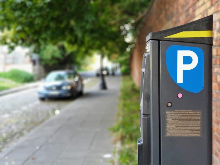Parking w Innsbrucku w Alpach