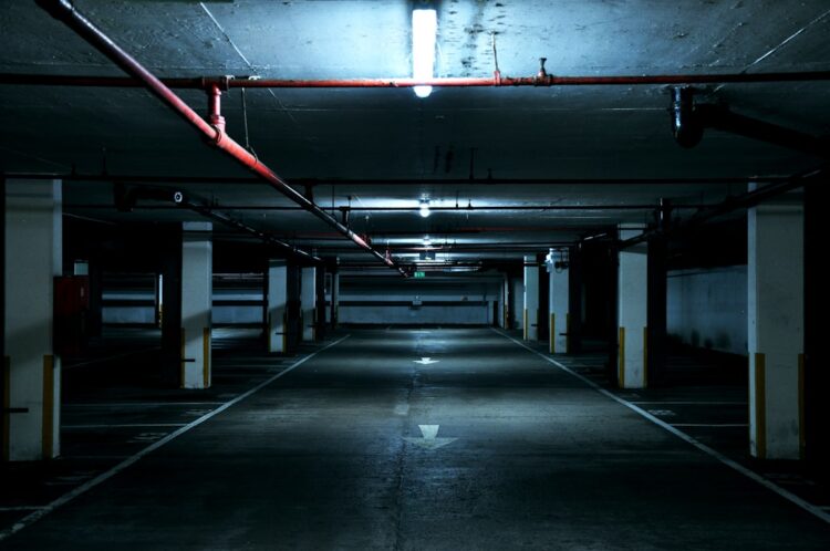 Parkowanie w Amiens – poradnik 2025, widok na parkingi podziemne
