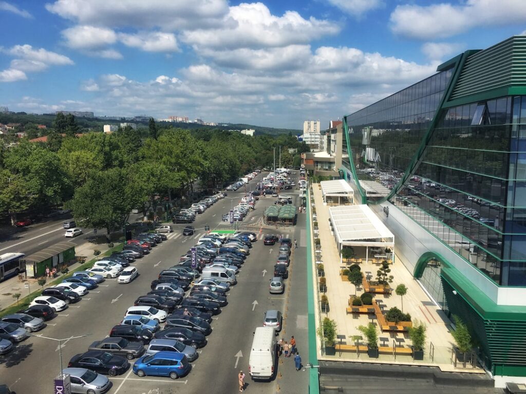 Parking w Avignon, strefy i opłaty