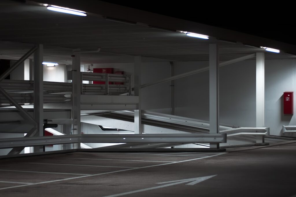 Parking w Milton Keynes, strefy i ceny w 2026 roku