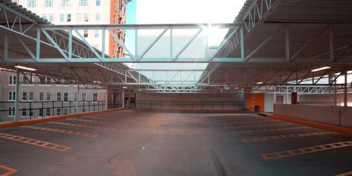 Parking w Nijmegen – przewodnik