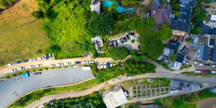 Parkingi w Zielonej Górze – lokalizacje, opłaty i godziny otwarcia