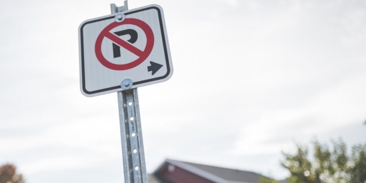 Parkowanie w Västerås – przewodnik 2026