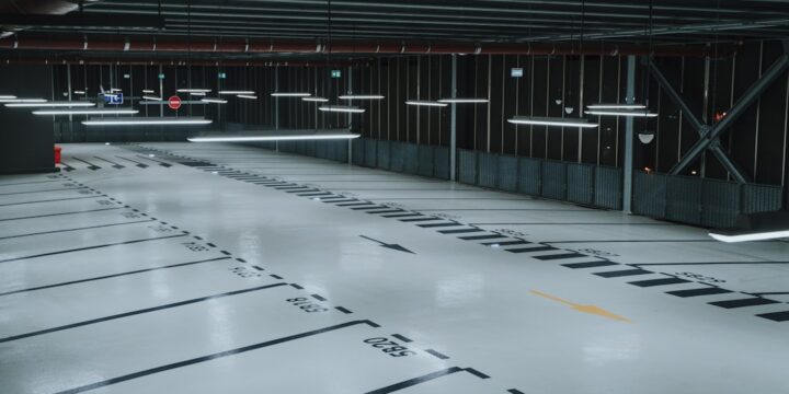 Parkowanie w Worthing: lokalizacje i opłaty