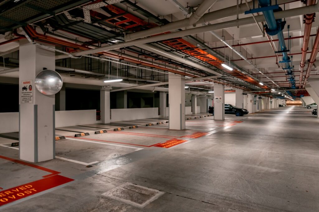Parking przy Torwarze, przewodnik na 2026