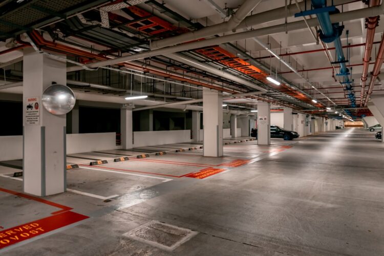 Parking przy Torwarze, przewodnik na 2026
