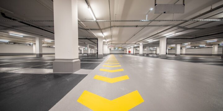 Parking przy Toruń Plaza - lokalizacja i opłaty