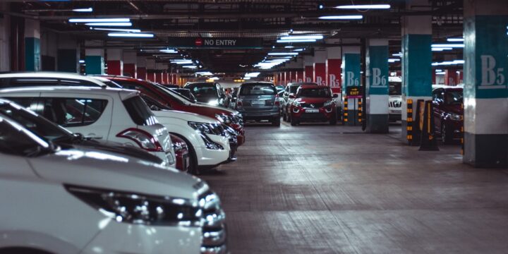 Parking w centrum Hel blisko atrakcji