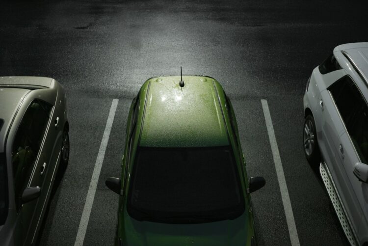 Parking przy centrum handlowym Atrium Promenada