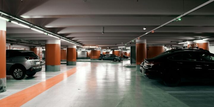 Zdjęcie parkingu przy Galerii Północnej