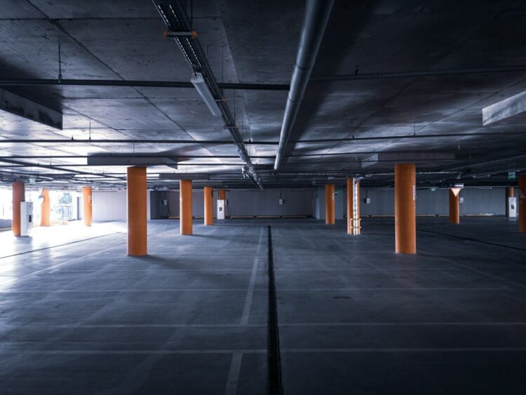Parking przy Galerii Młociny