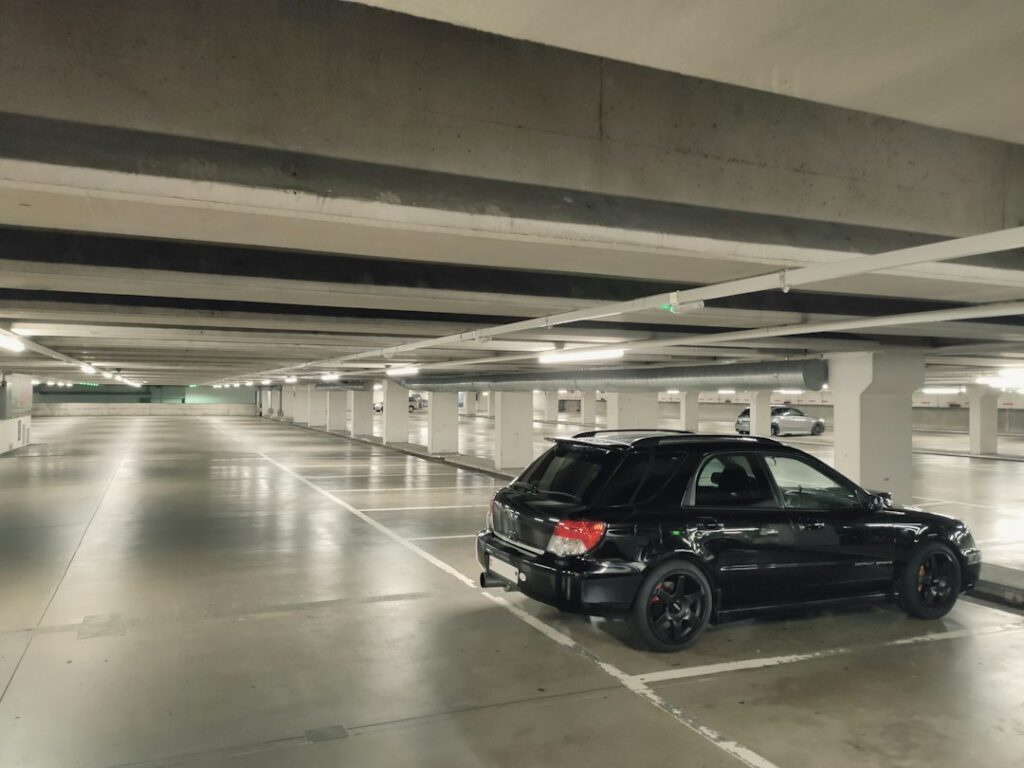 Parking przy Galerii Wilanów